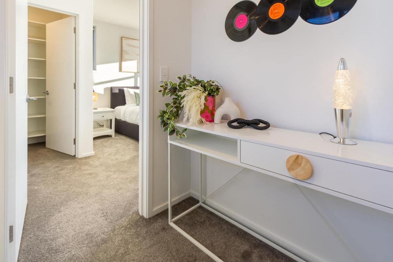 Stylish Home In The Heart Of Christchurch 2 Bed ภายนอก รูปภาพ